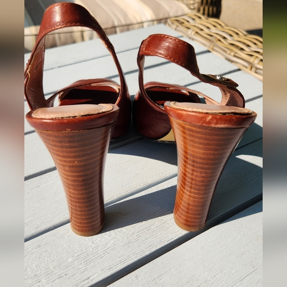 CALVIN KLEIN Fabrina calf cognac color wooden heels in size 7 - Picture 3 of 13